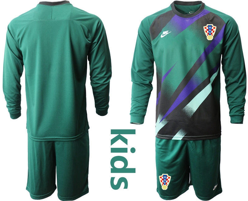Cheap Youth 2021 European Cup Croatia green Long sleeve goalkeeper Soccer Jersey1